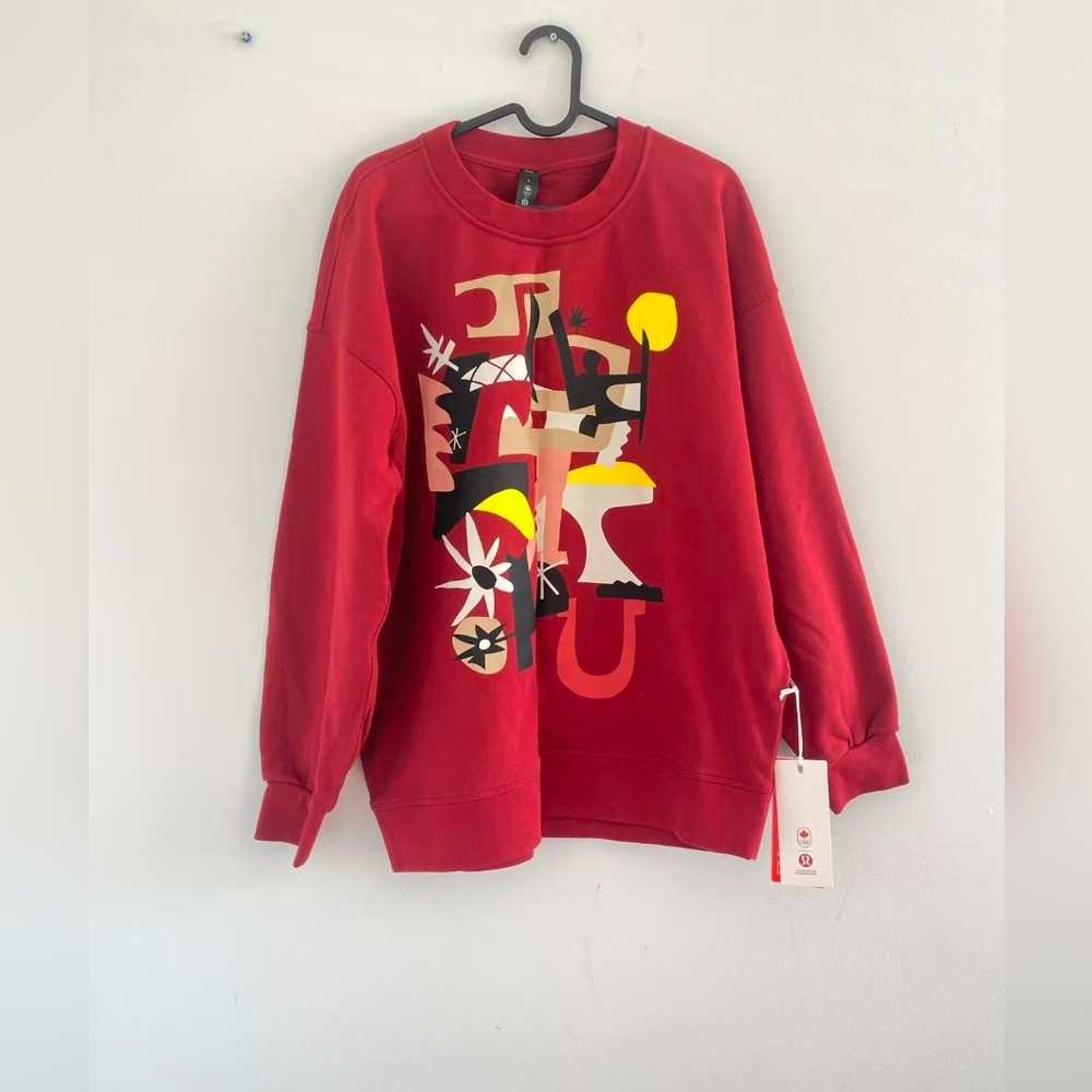BNWT Lululemen Team Canada Perfectly Oversized Crew Neck Sweater - Calgary